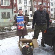 Наталья Рубан с нашим добровольным помощником Игорем