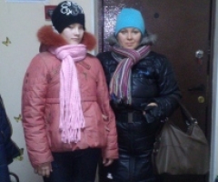 Семья Растегаевых, мама Ирина с дочерью Эвелиной 11 лет.