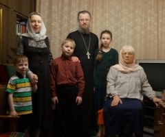 Многодетный священник отец Андрей просит помочь провести газ