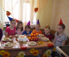 Помогите купить подарки детям-сиротам из Кемеровской Области (приемные семьи)