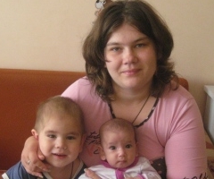 Людмила с детьми - 2 года и 2 месяца (проект "Спасение")