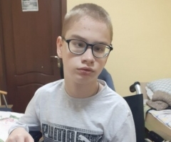 Владиславчик из Ростовской области, 15 лет. Сирота, инвалид. приехал на лечение в Москву