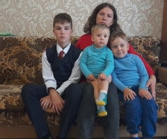 Двое сыновей с врожденным пороком сердца. Соловьева А.В., 3 детей.