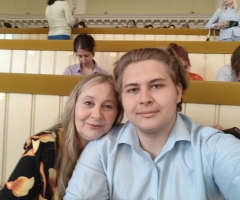 Леша стоит на учёте у врачей: невролога, кардиолога, ортопеда, эндокринолога. Разноглядова С.В., одинокая мама.