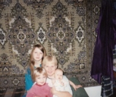 Обращаюсь к вам за помощью, падаю к вам в ноги!