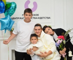 Я сирота, помочь нам некому. Куликова Наташа 5 детей, растит одна.