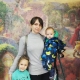 Альбина с двумя детишками Мишей и Машей из Донецкой Области