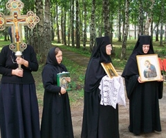 Покровский женский монастырь , Ярославская область